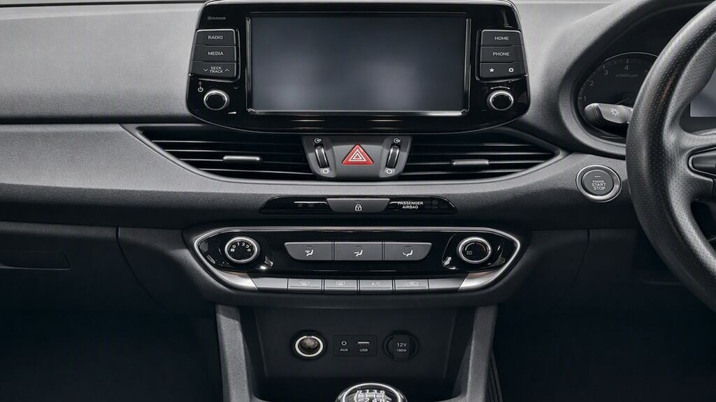 Hyundai I30 Hatchback Black #19