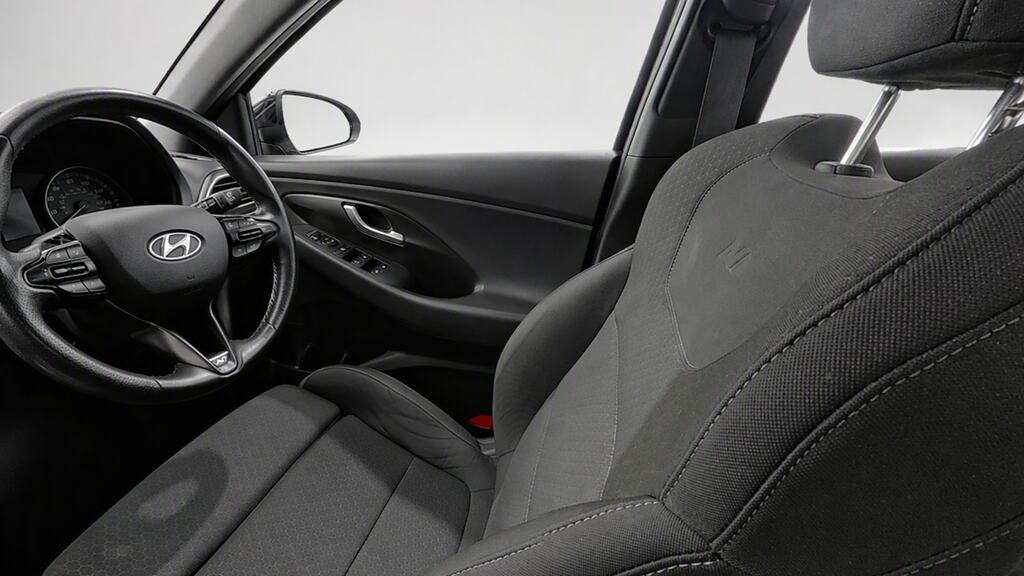 Hyundai I30 Hatchback Black #11