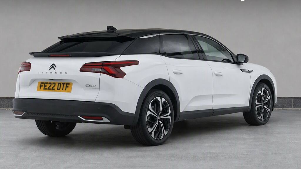 Citroen C5 X 1.6 Plug-in Hybrid 225 Shine Plus E-eat8 White #4