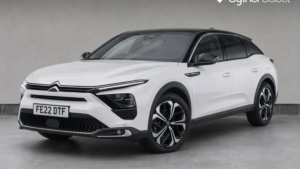Citroen C5 X 1.6 Plug-in Hybrid 225 Shine Plus E-eat8 White #2