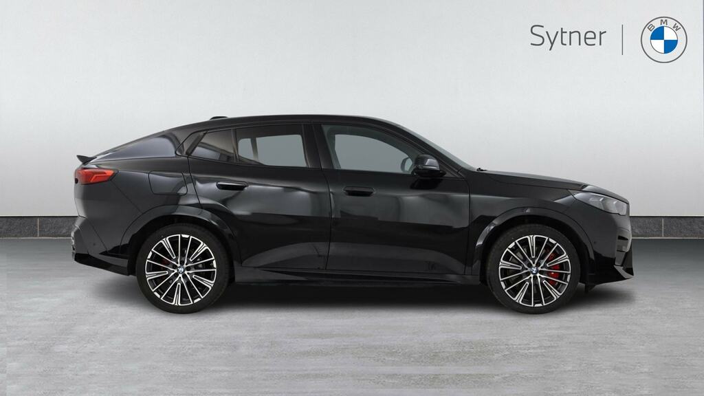 BMW iX2 150Kw Edrive20 M Sport 65Kwh Techpro Black #3