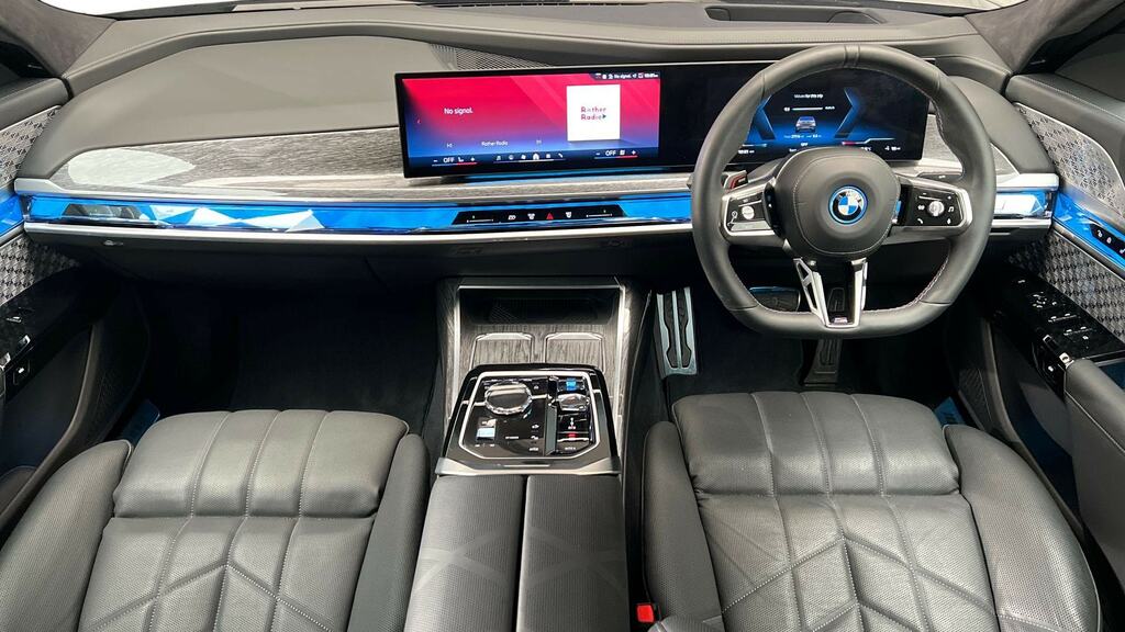 BMW i7 485Kw M70 Xdrive 105.7Kwh Grey #4