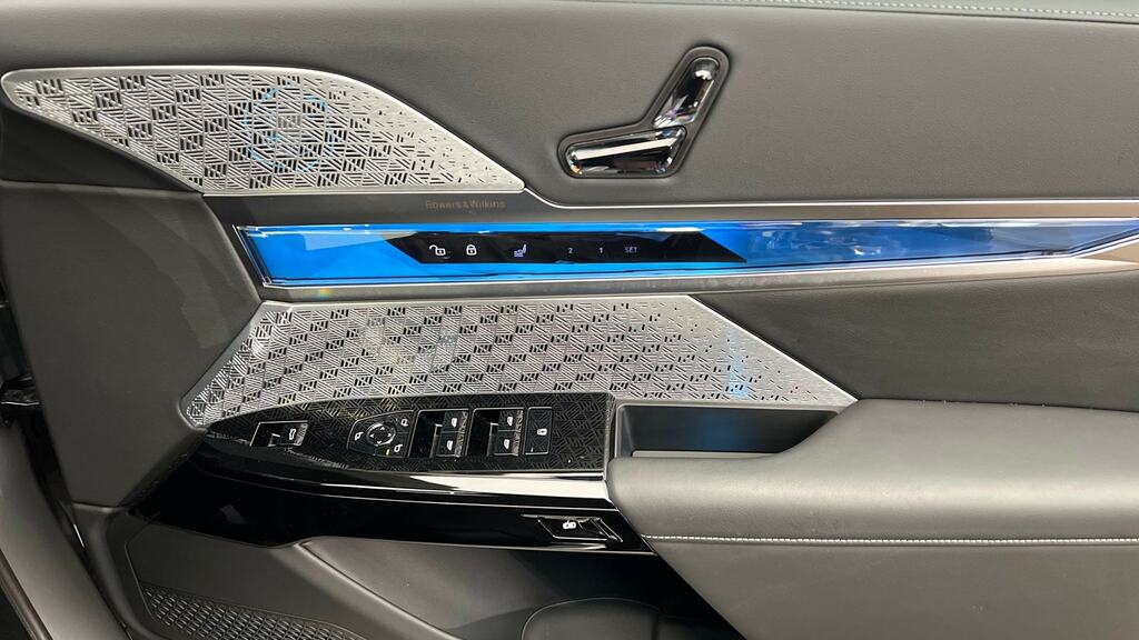 BMW i7 I7 Edrive50 Excellence Black #26