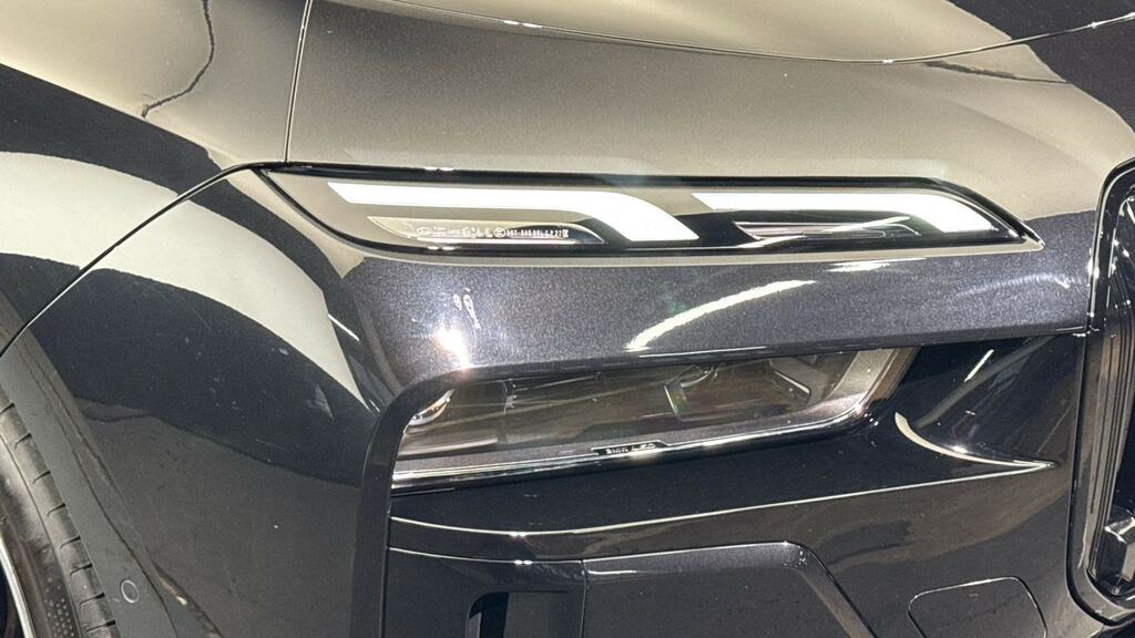 BMW i7 Excellence Pro Black #22