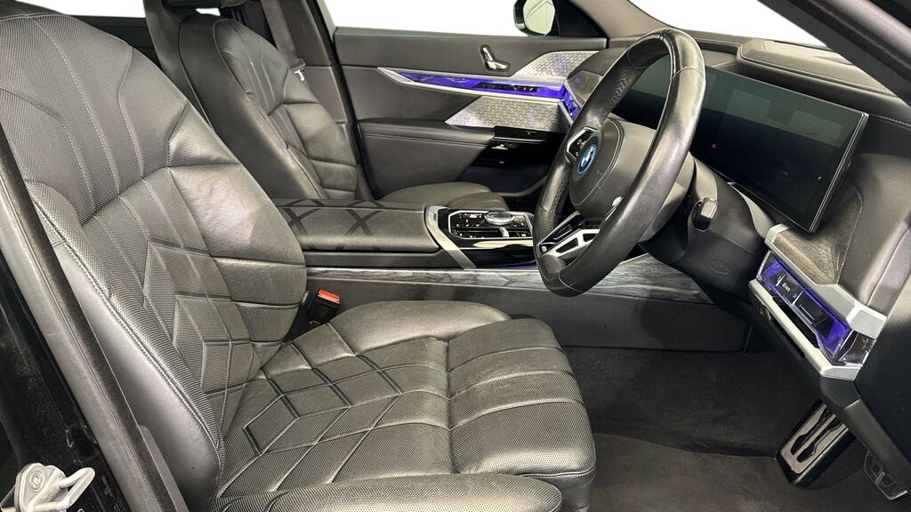BMW i7 Excellence Pro Black #11