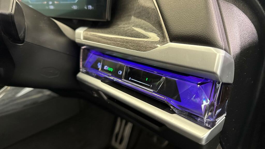 BMW i7 Excellence Pro Black #24
