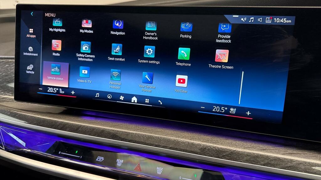 BMW i7 Excellence Pro Black #35
