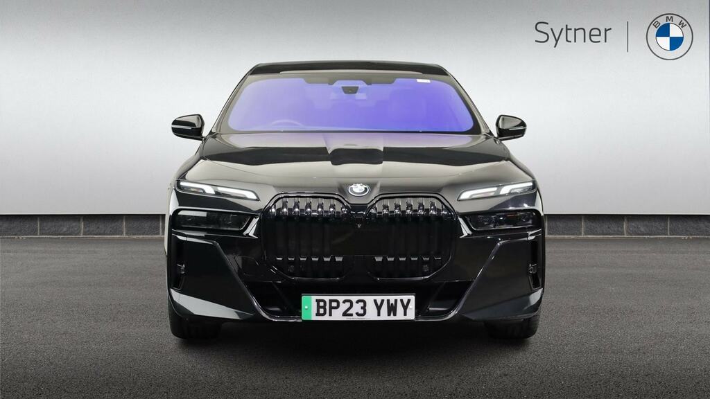 BMW i7 Excellence Pro Black #16
