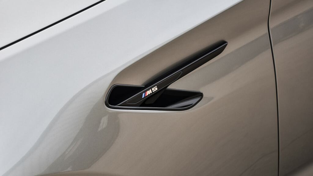BMW M5 I V8 Competition  #24