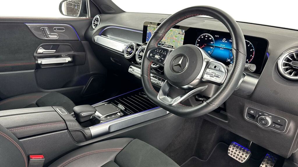 Mercedes-Benz GLB Class Glb 200 Amg Line Premium Night Ed 7G-tronic Black #3