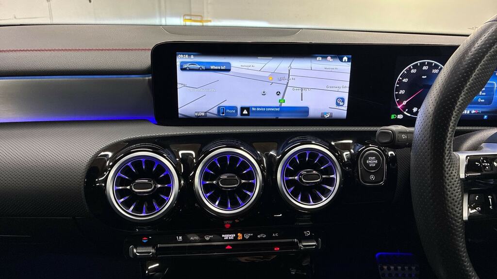 Mercedes-Benz CLA Class 200 Amg Line Executive Tip Blue #11