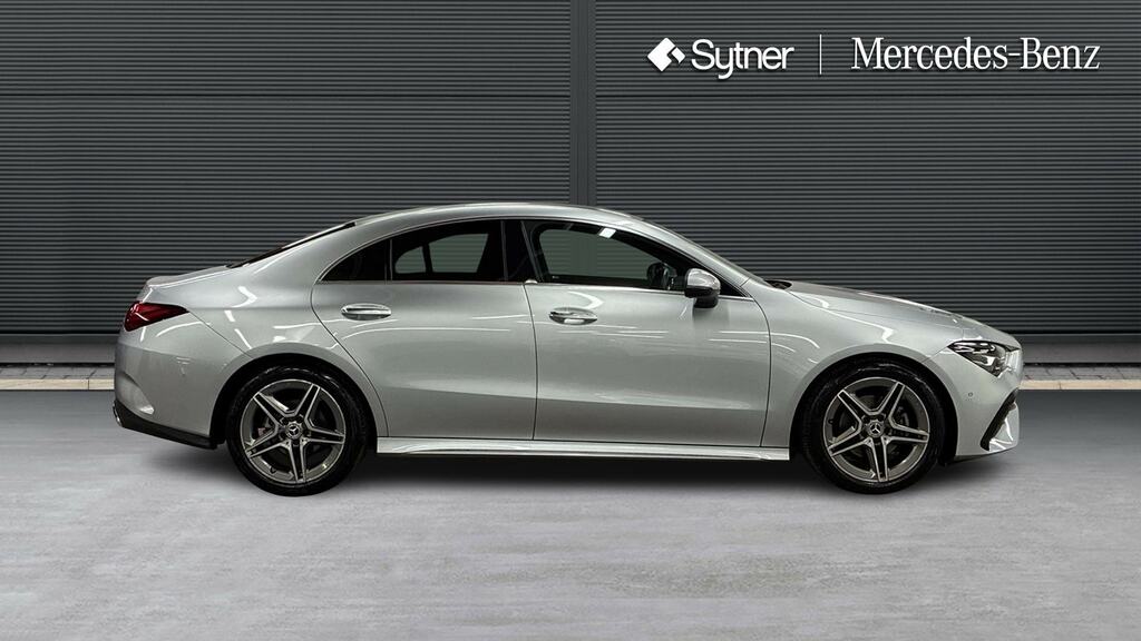 Mercedes-Benz CLA Class 200 Amg Line Executive Tip Blue #4