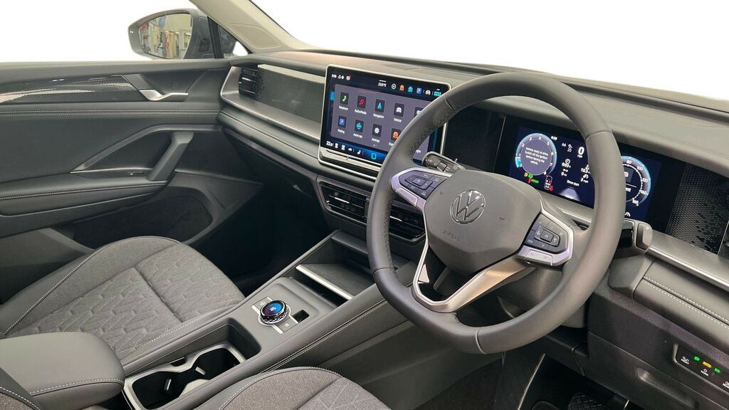 Volkswagen Tayron 1.5 Etsi Match Dsg7 7 Seat Area View Grey #6