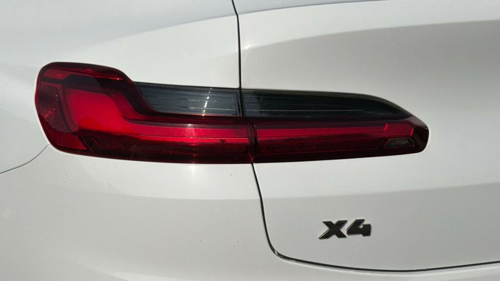 BMW X4 Xdrive M40d Step White #22