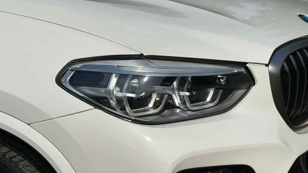 BMW X4 Xdrive M40d Step White #23