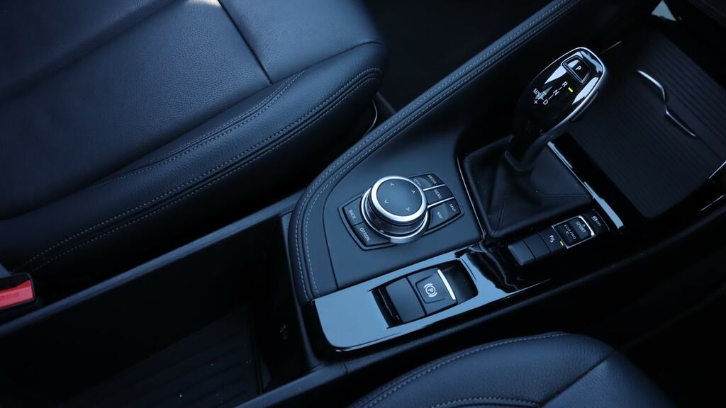 BMW X1 2L Xline Grey #28