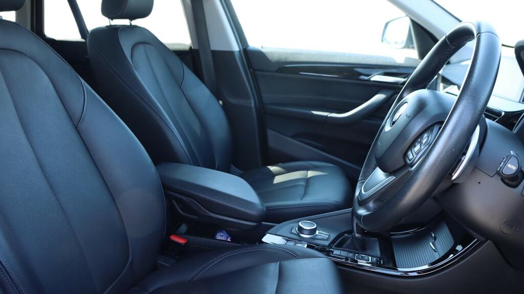 BMW X1 2L Xline Grey #11