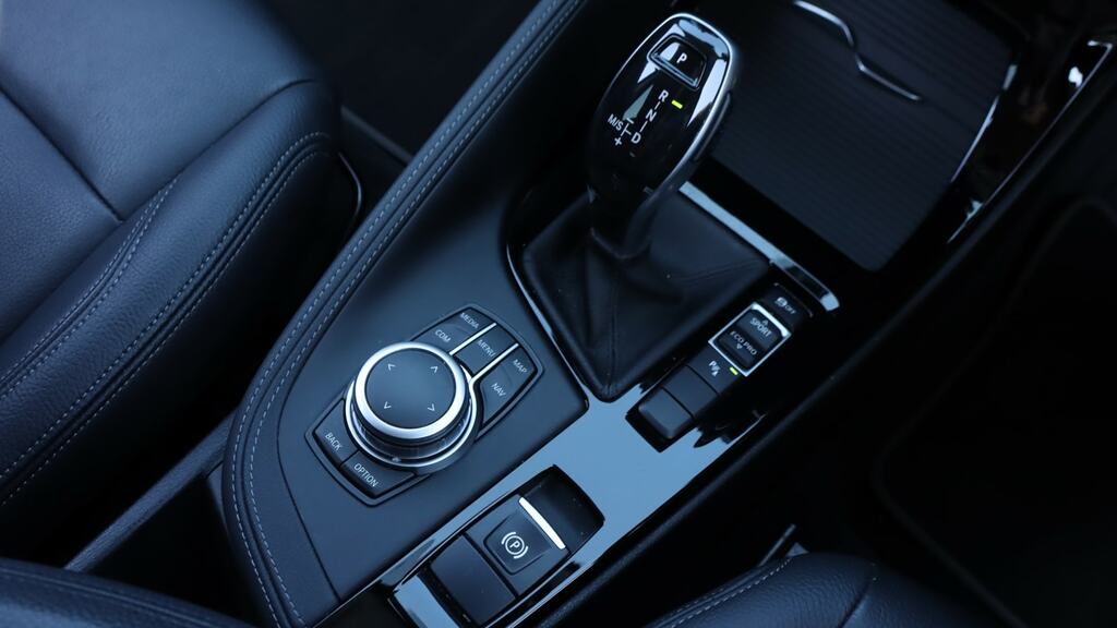BMW X1 2L Xline Grey #10