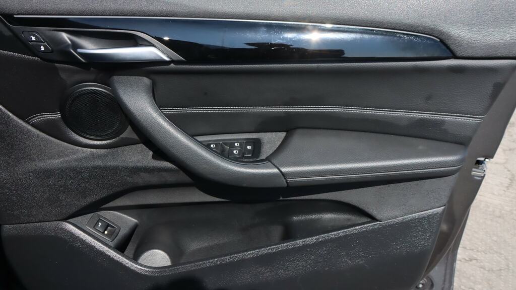 BMW X1 2L Xline Grey #33