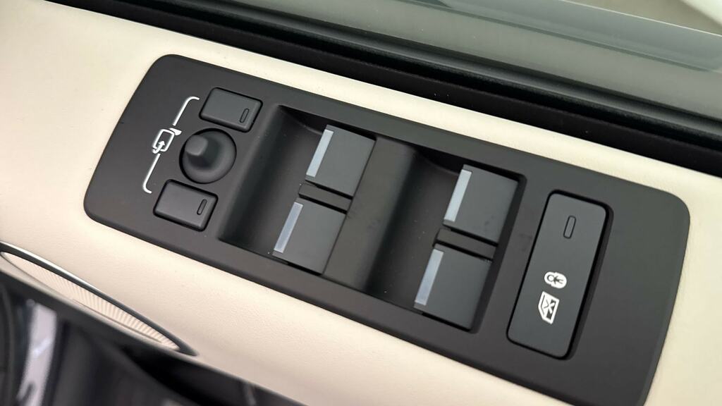 Land Rover Discovery D350 Dynamic Se Eiger Grey Grey #25