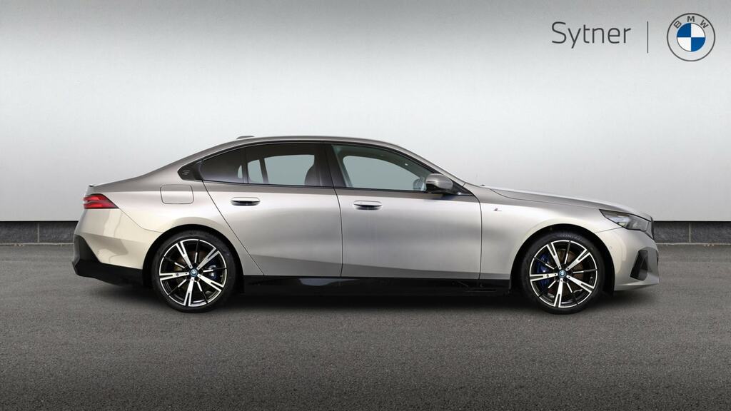 BMW i5 250Kw Edrive40 M Sport Pro 84Kwh Grey #3