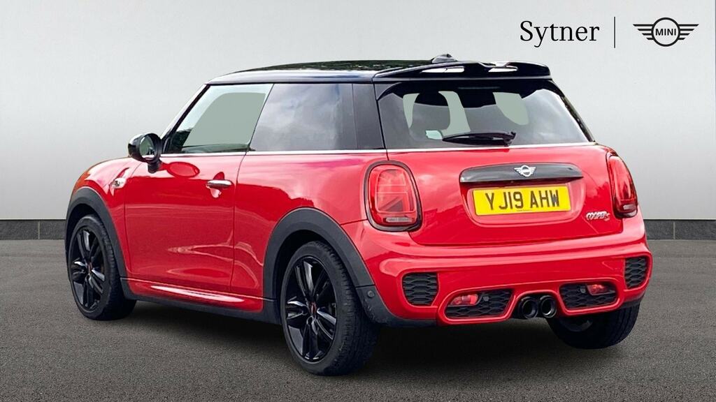 Mini Hatch 2.0 Cooper S Sport II Comfortnav Pack YJ19AHW Red #2