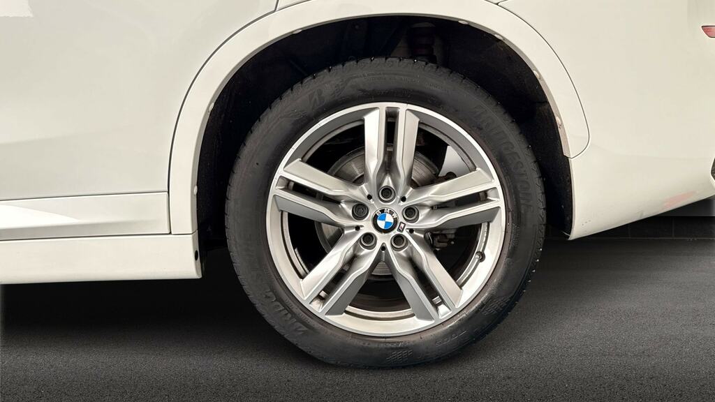 BMW X1 Xline Blue #14