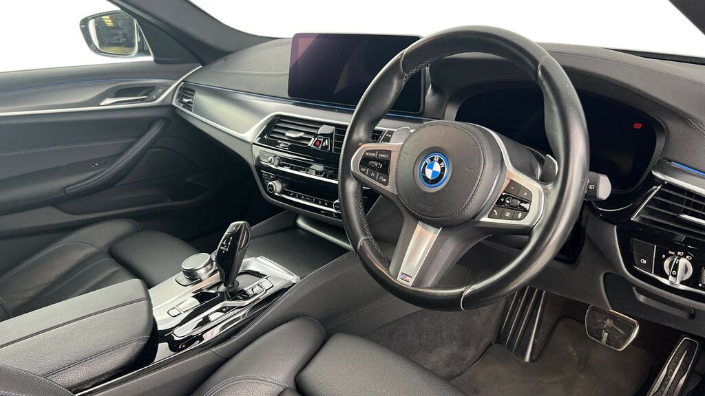 BMW 5 Series Blue #6