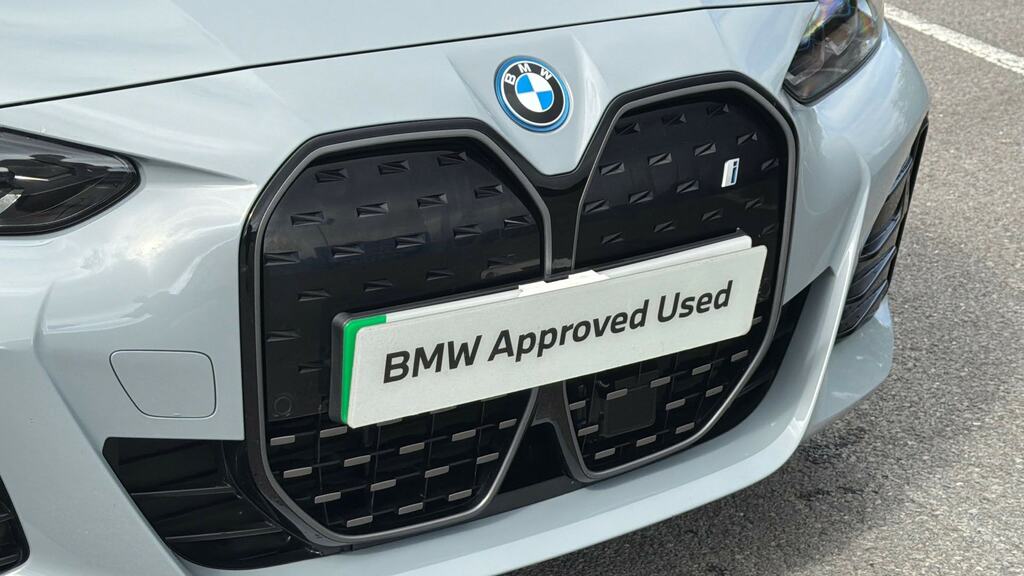 BMW i4 M50 Grey #25
