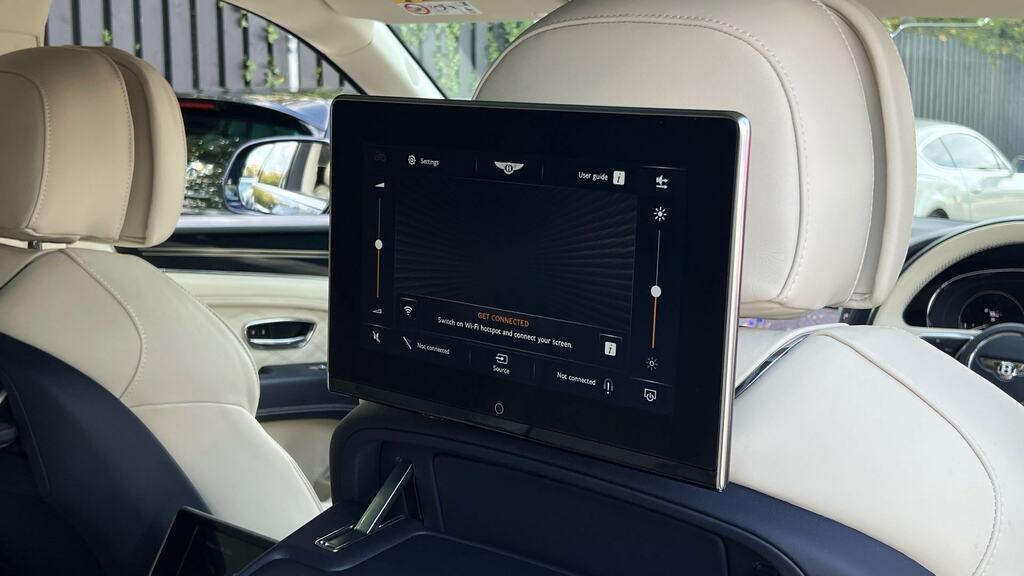 Bentley Bentayga S Hybrid #15
