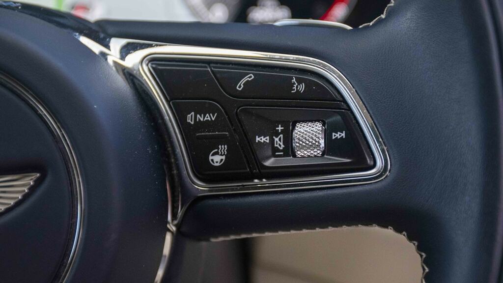 Bentley Bentayga 4.0 V8 First Edition Grey #37