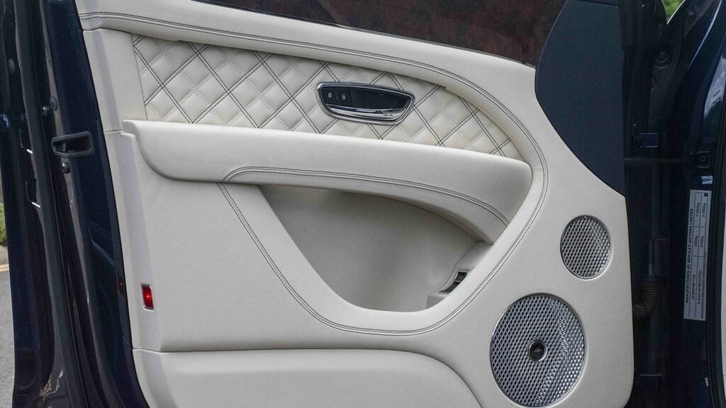 Bentley Bentayga 4.0 V8 First Edition Grey #17