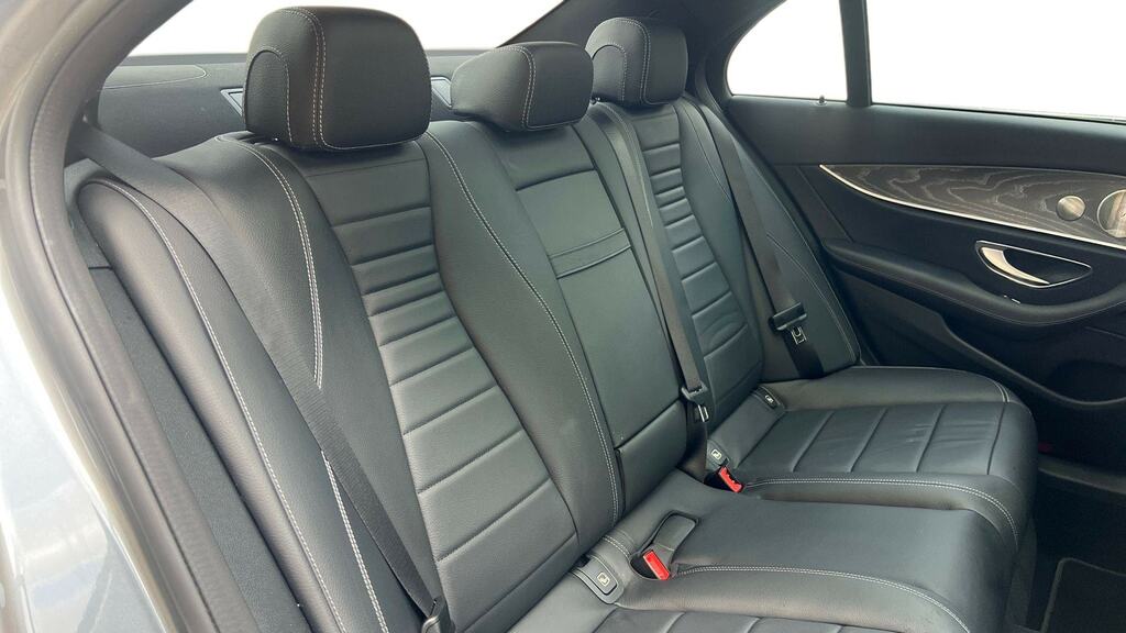 Mercedes-Benz E Class Estate Black #12