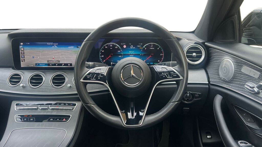 Mercedes-Benz E Class Estate Black #9
