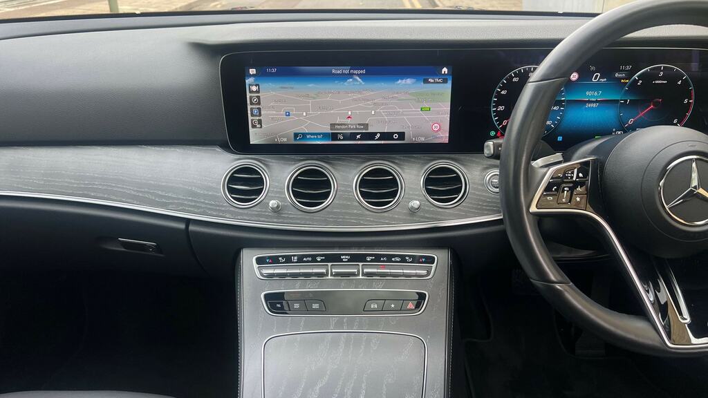 Mercedes-Benz E Class Estate Black #10