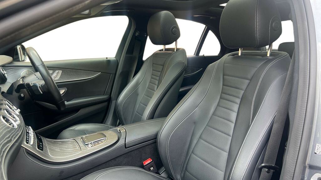 Mercedes-Benz E Class Estate Black #11