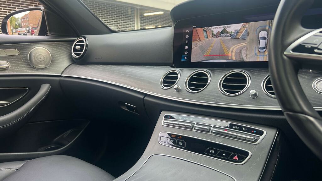Mercedes-Benz E Class Estate Black #27