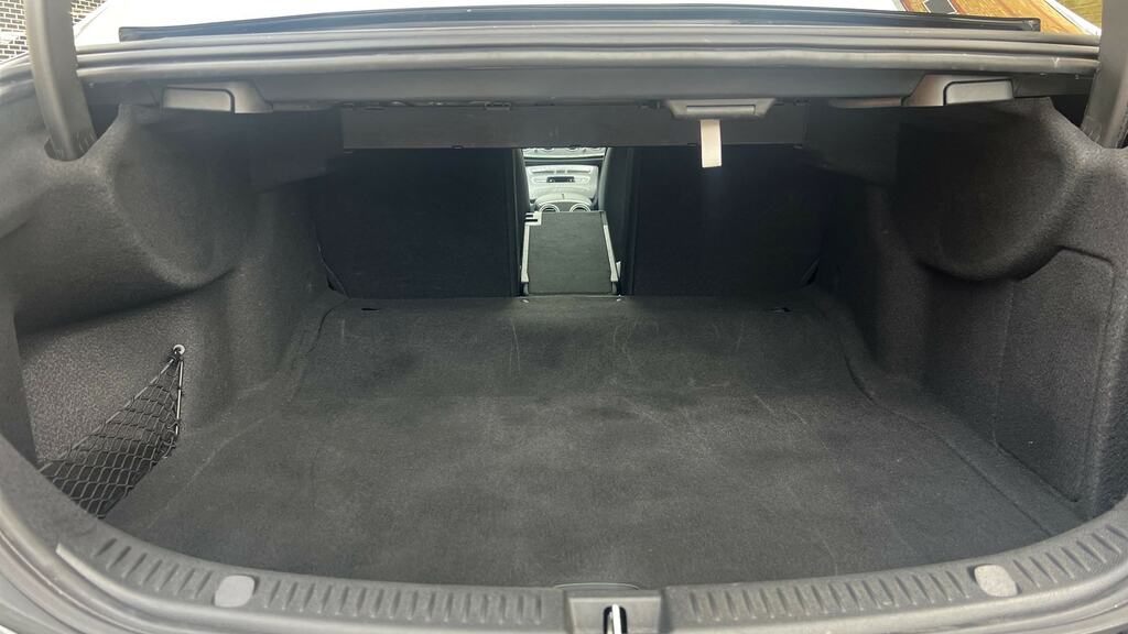 Mercedes-Benz E Class Estate Black #17