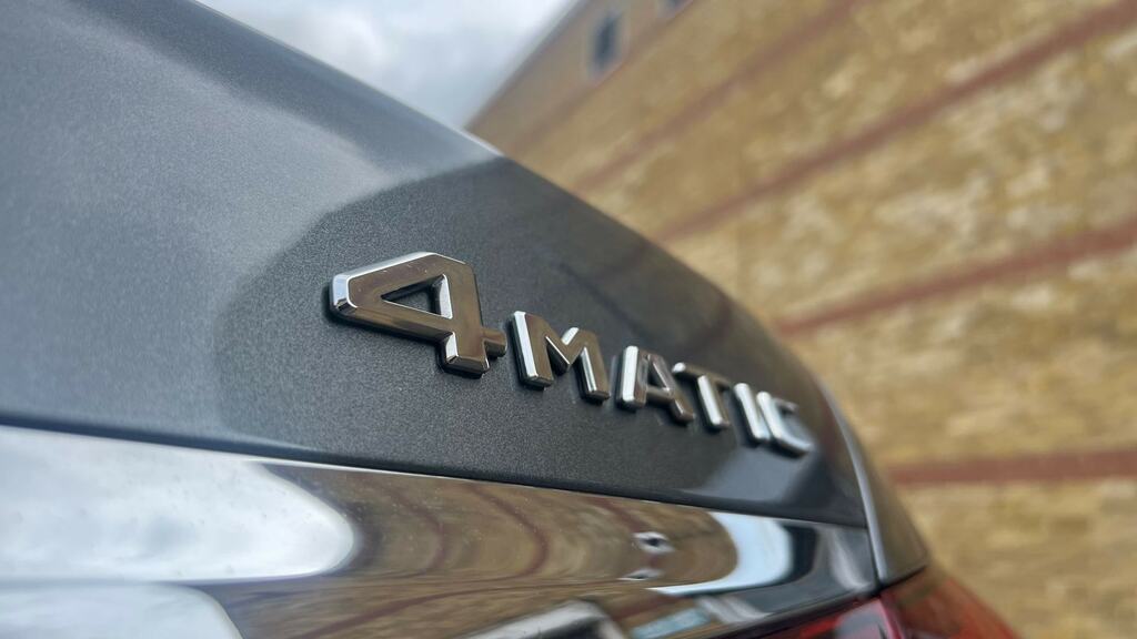 Mercedes-Benz E Class Estate Black #21