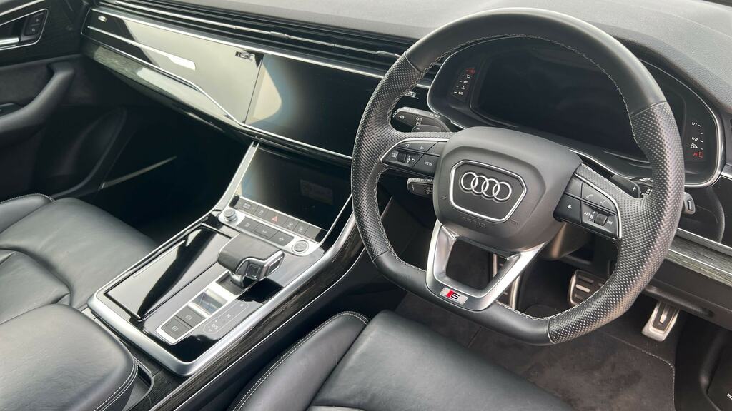 Audi Q7 3L Black Edition Black #10