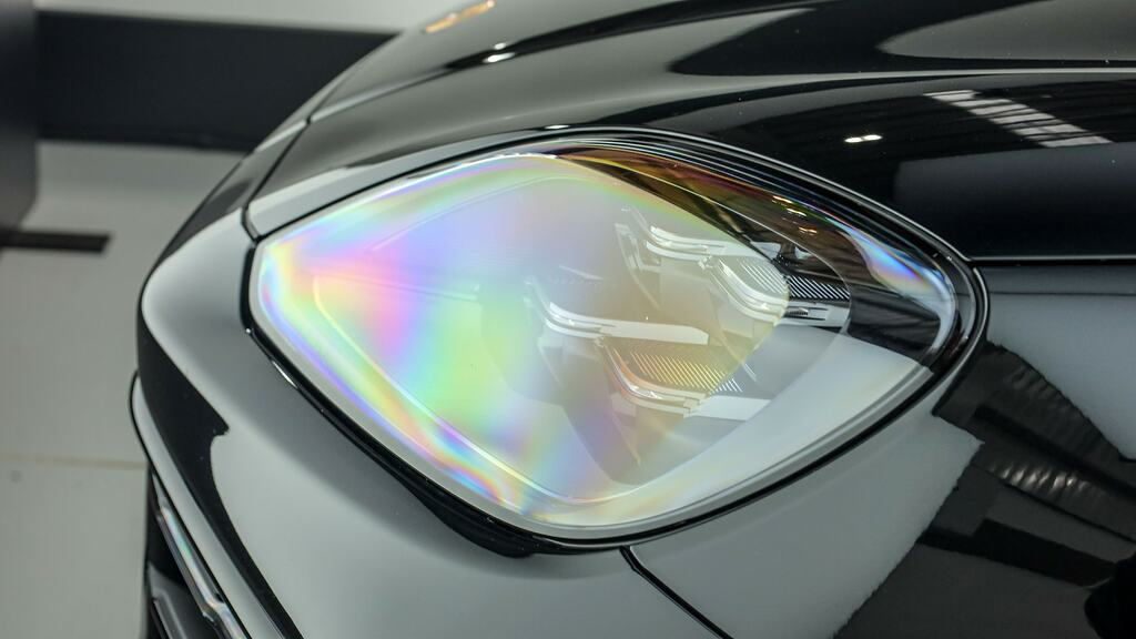 Porsche Cayenne E-hybrid Tiptronic S Black #26