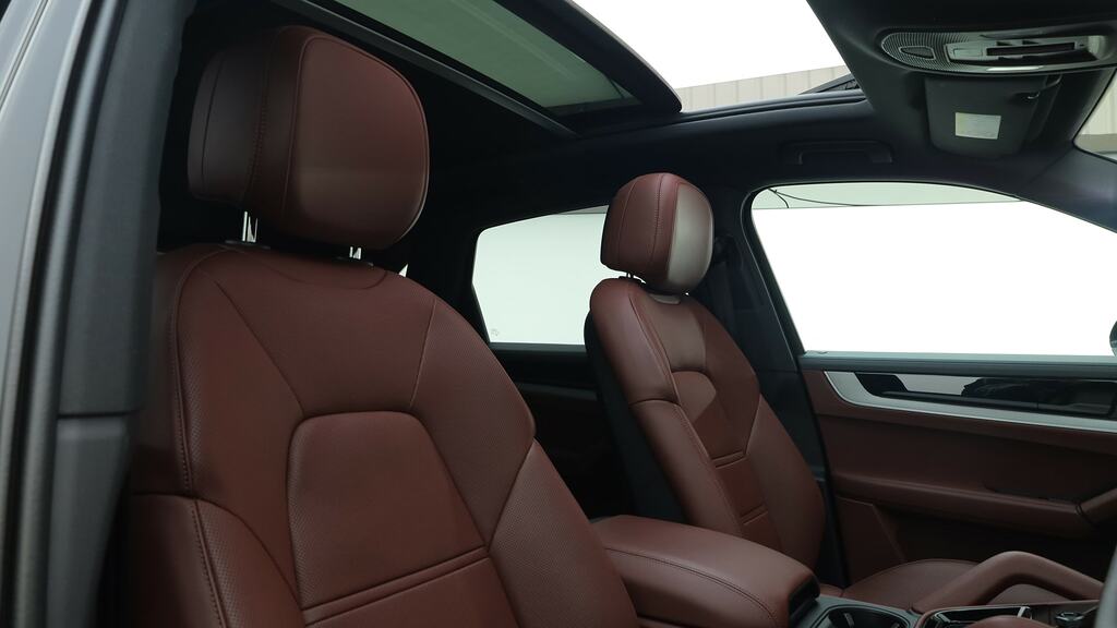 Porsche Cayenne E-hybrid Tiptronic S Black #24