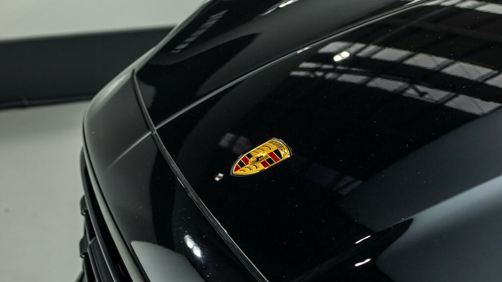 Porsche Cayenne E-hybrid Tiptronic S Black #29