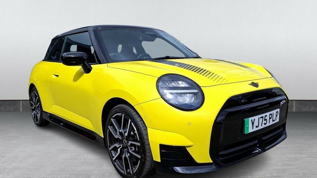 Mini Hatch 135Kw E Sport 41Kwh Yellow