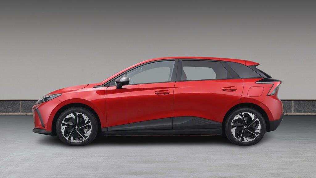 MG MG4 150Kw Se Ev Long Range 64Kwh Red #5