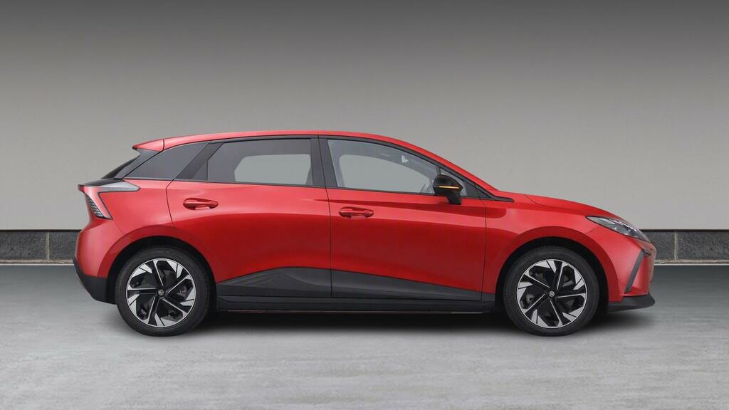 MG MG4 150Kw Se Ev Long Range 64Kwh Red #6