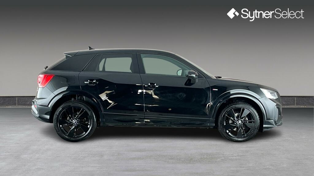 Audi Q2 35 Tfsi S Line S Tronic Tech SM24LRO Black #3