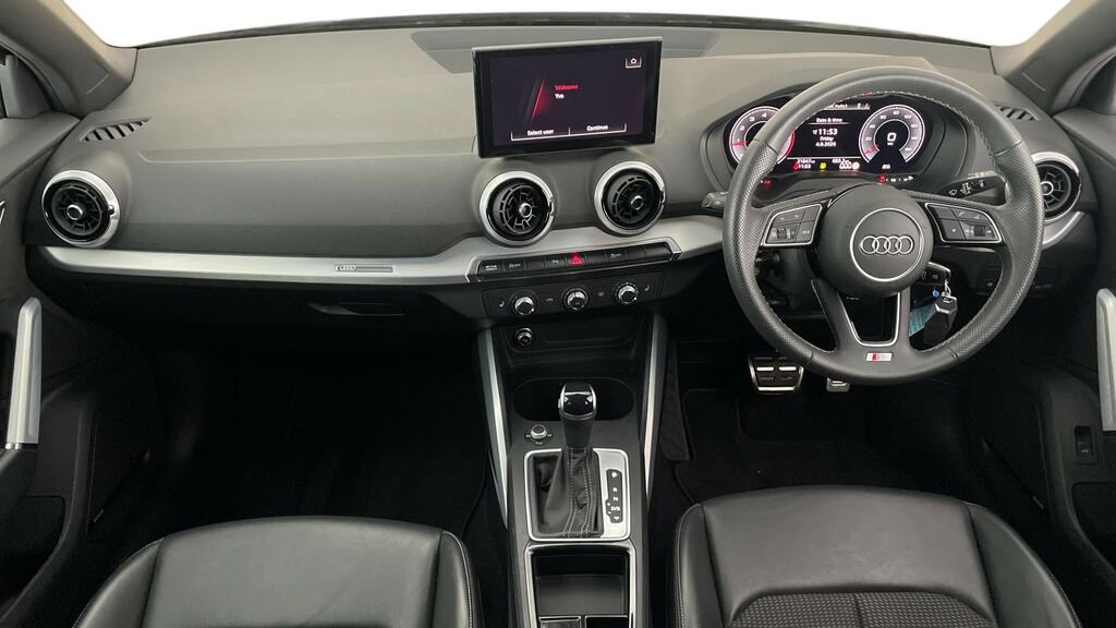 Audi Q2 35 Tfsi S Line S Tronic Tech SM24LRO Black #6