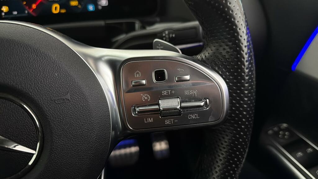 Mercedes-Benz B Class Mpv Black #18