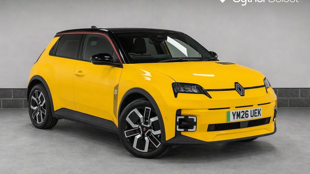 Renault 5 E-Tech 110Kw Techno Comfort Range 52Kwh Yellow